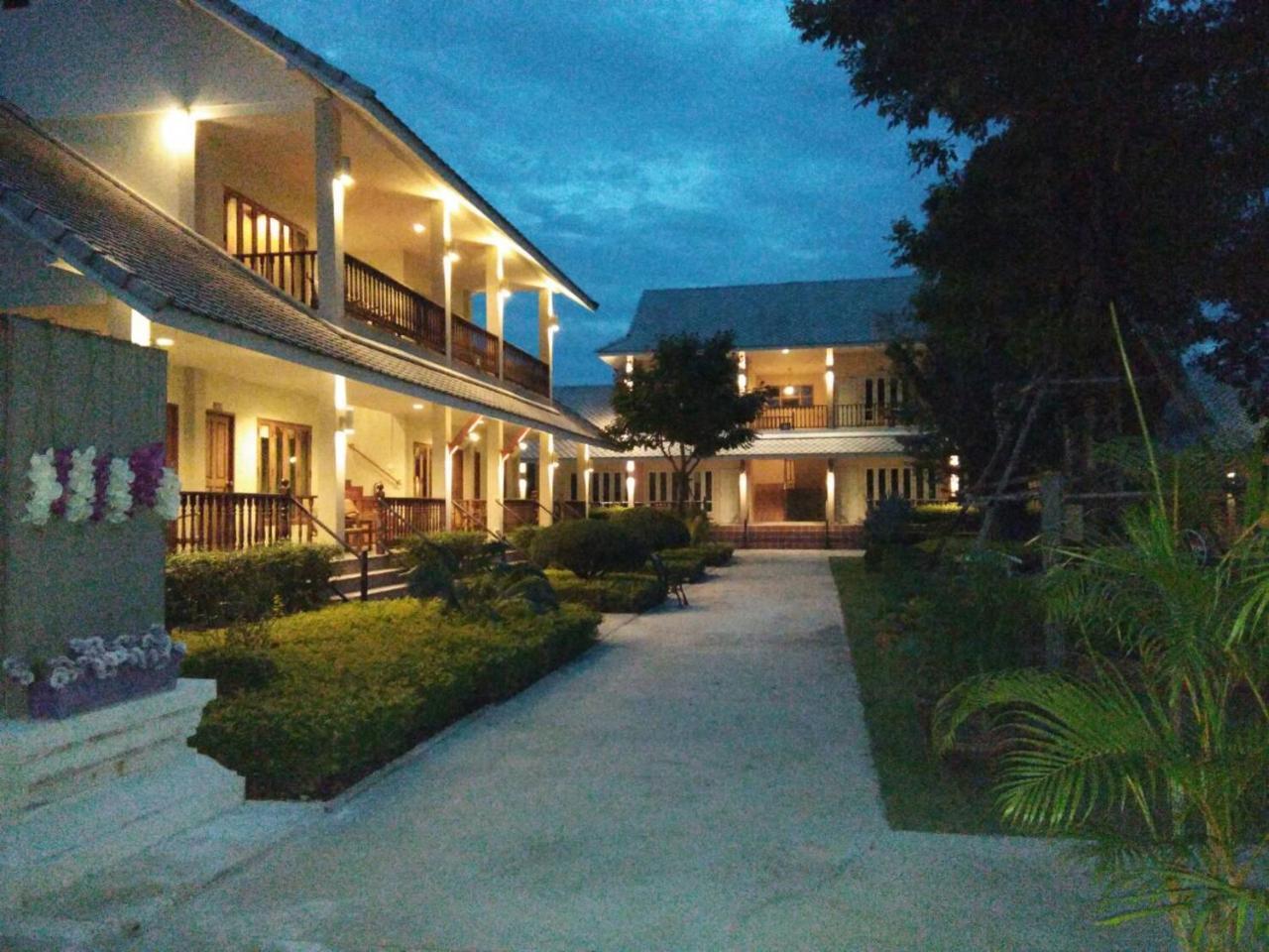 素可泰香气度假酒店 度假村 3*